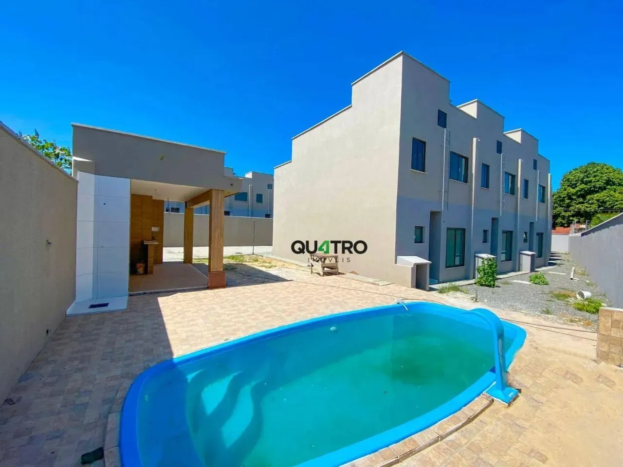 Casa com 3 dormitórios à venda, 79 m² por R$ 250.000 - Centro - Aquiraz/CE