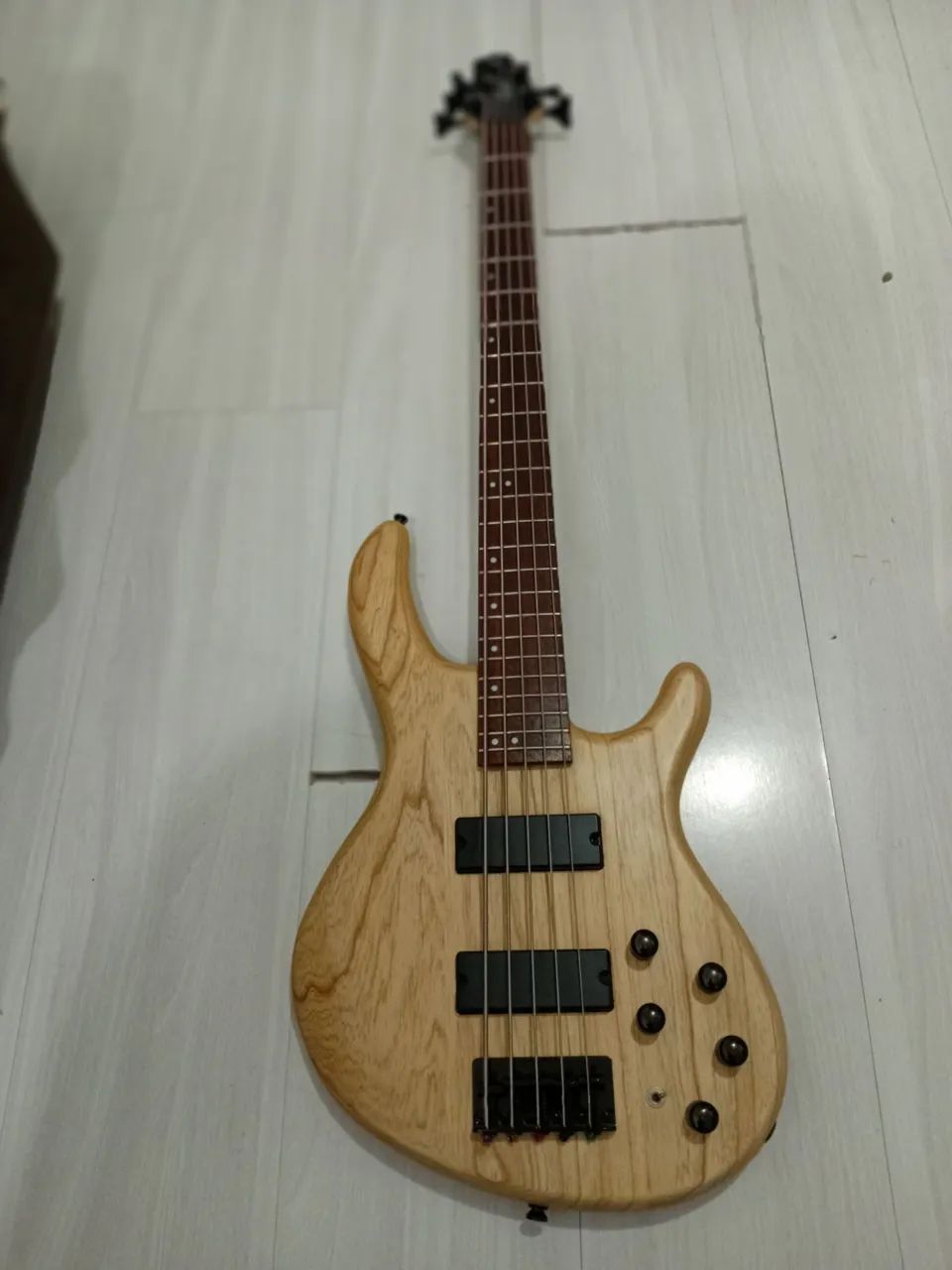  Baixo cort markbass +Cubo rx100 meteoro  - Foto 3