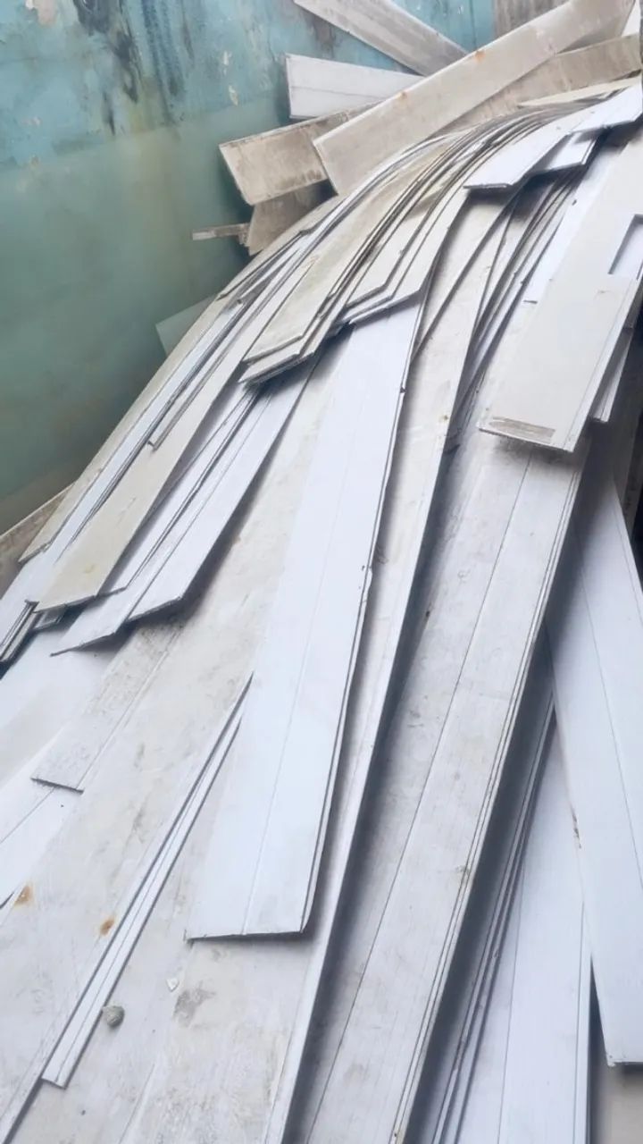 Imperdível FORRO DE PVC BRANCO 3,50 M2  CONSERVADO 