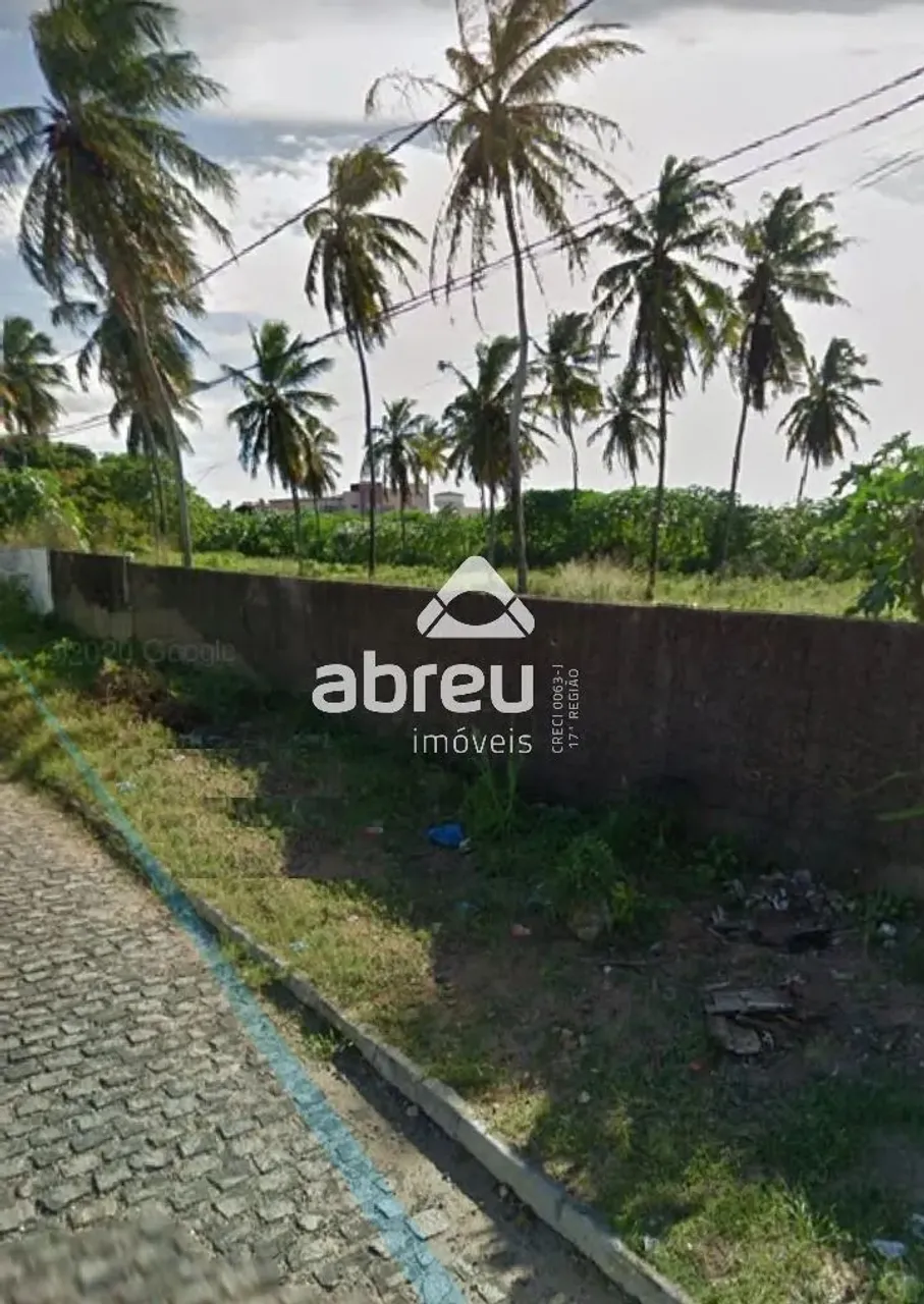 Terreno no Parque dos Coqueiros.