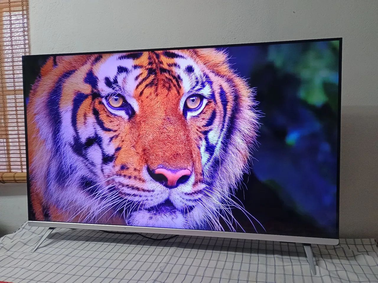 Smart TV 50 polegadas 4K (Ultra HD) em perfeito funcionamento  - Foto 3