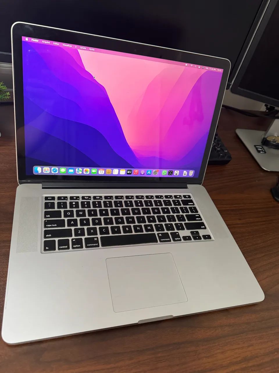 MacBook Pro Retina 15? | i7 | 16GB RAM | SSD 256GB | Bateria Nova
