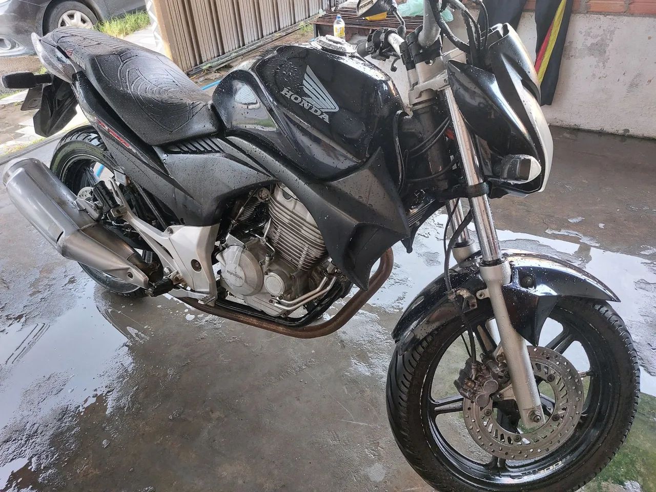 Vendo CB300 - Foto 2