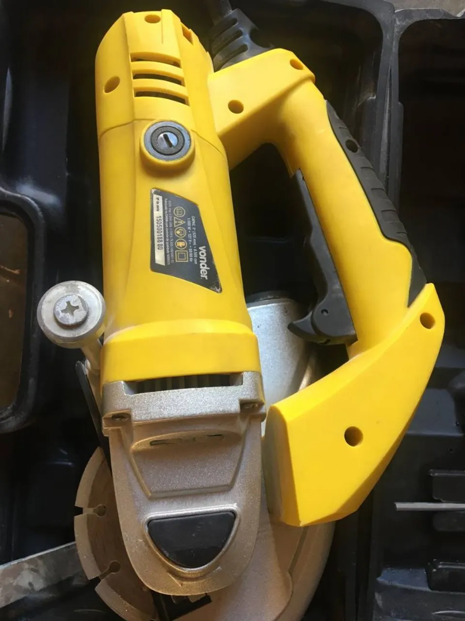 Cortador de Parede Vonder CPV 1500W