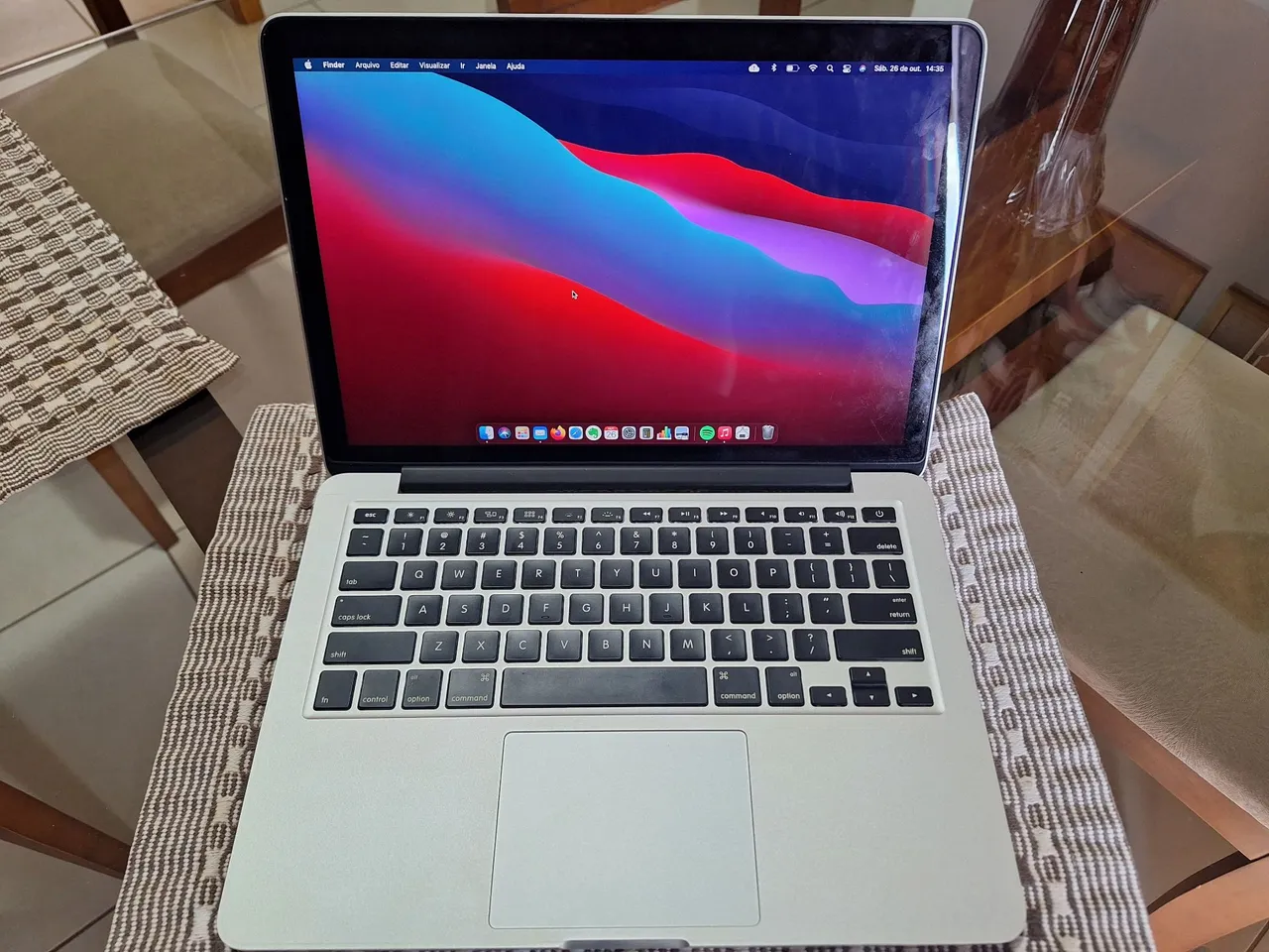 MacBook Pro + Magic mouse