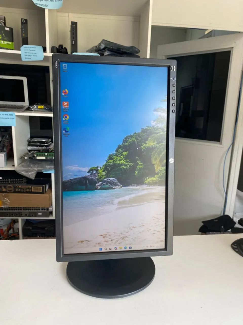 monitor 20 polegadas articulado hp led/vga/DVI/ perfeito com garantia e nf - Foto 5