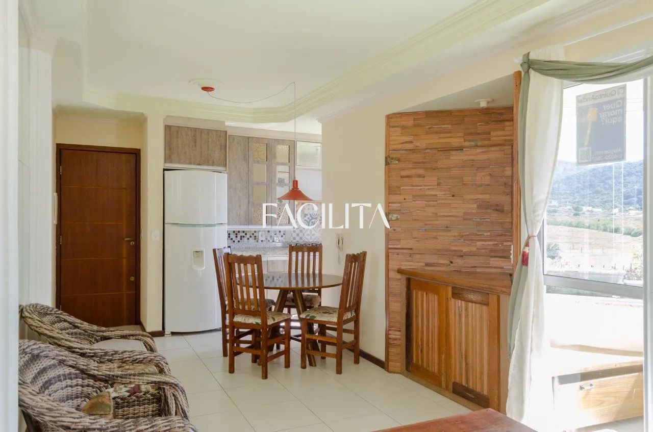 Apartamento com 2 quartos no bairro Campeche, Florianópolis.