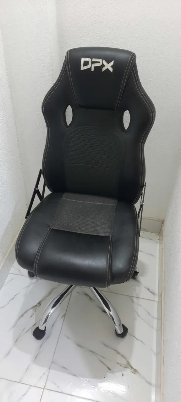 cadeira gamer Adulto DPX modelo gt5 valor promocional de 450,00 por 300,00 a retirar