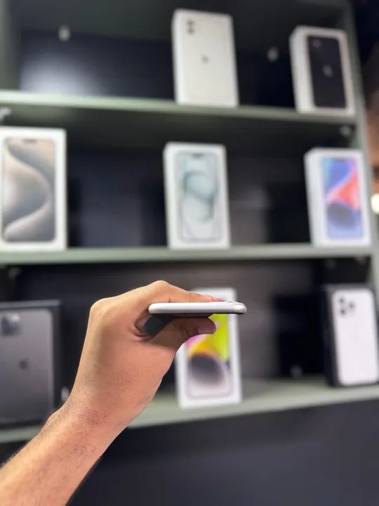IPHONE 11 64 gb - 1 Ano de garantia  - Foto 5