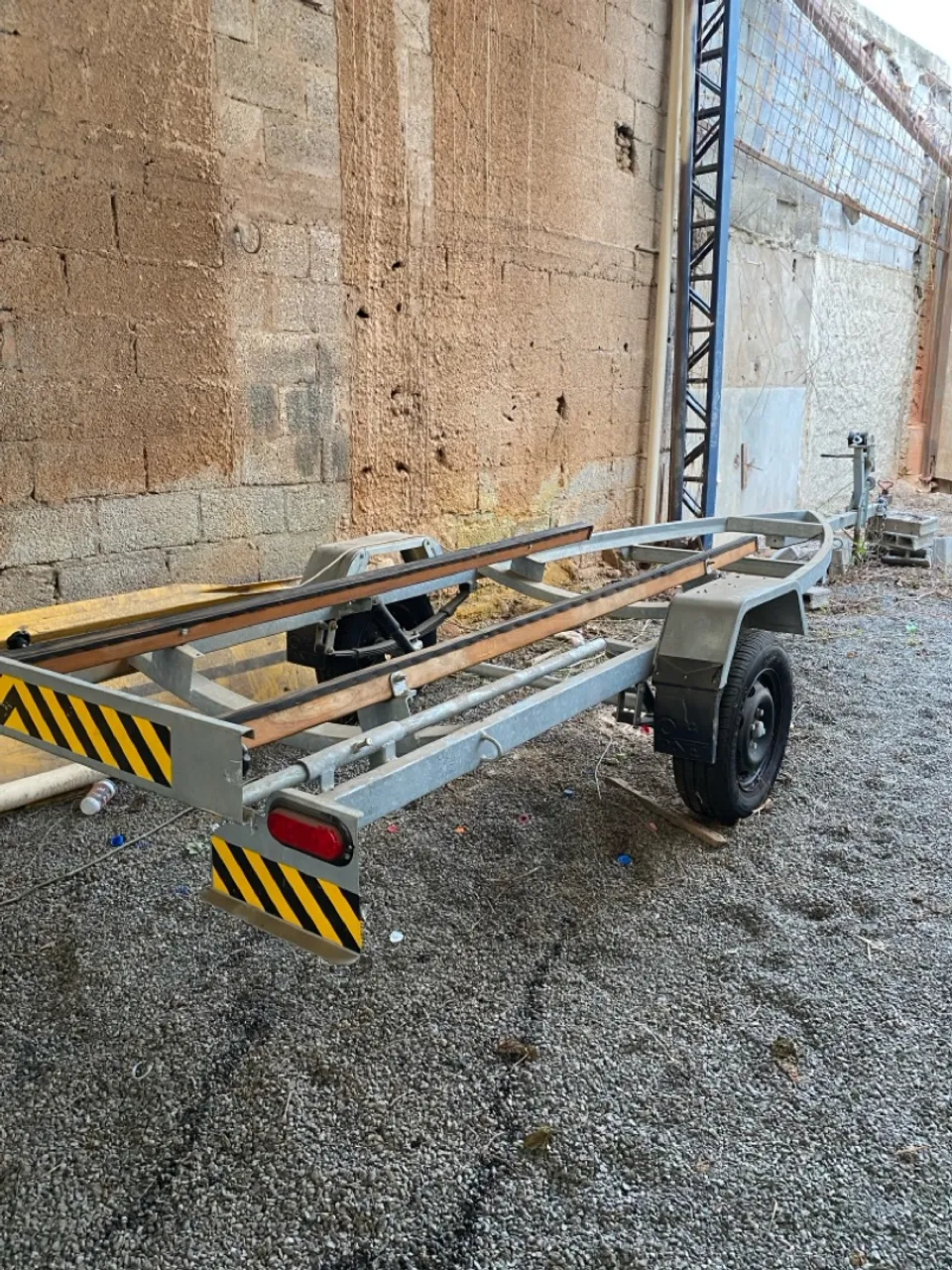 Carreta galvanizada barco 6 metros