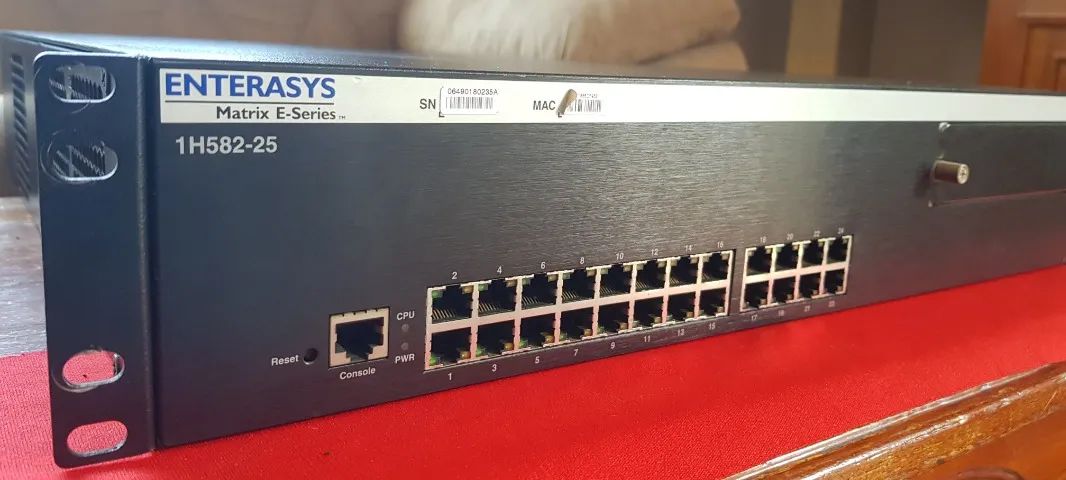 Switch Enterasys Matrix E1 - 1h582-25 24 Portas USADO