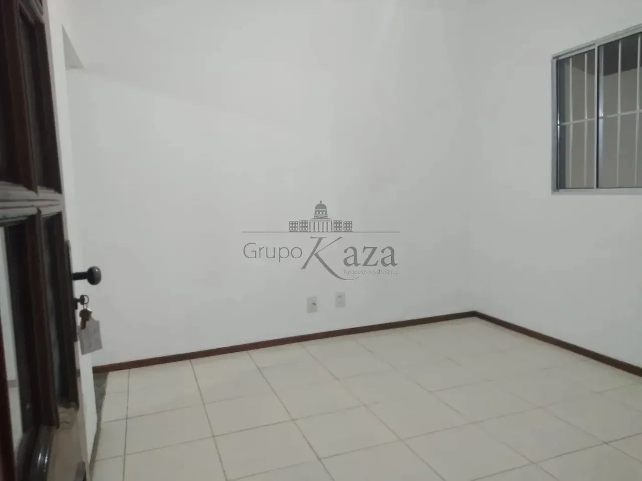 Oportunidade - Casa em Condomínio - Condomínio Residencial Ana Maria - Residencial Ana Mar