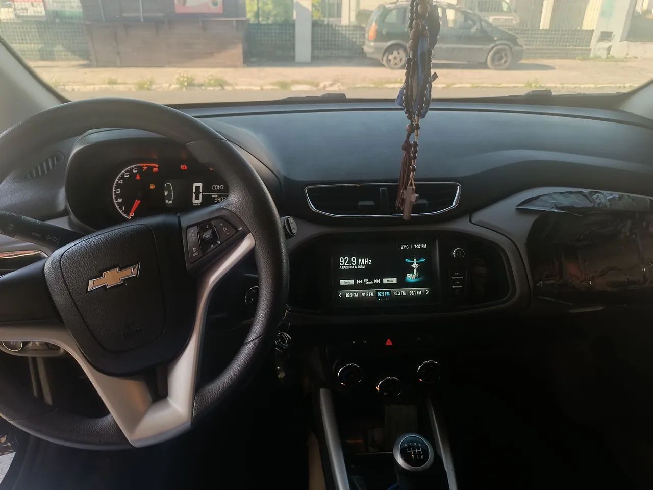 Chevrolet Onix 2019 LT único dono - Foto 5