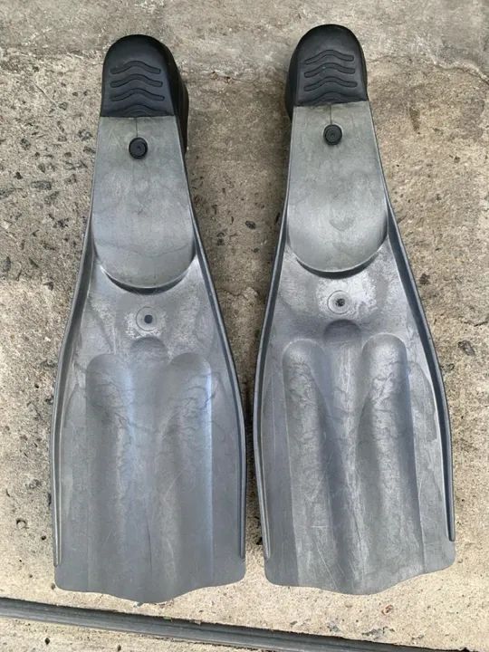 Pé de pato nadadeira SEASUB 40/41 M 170 reais  - Foto 4