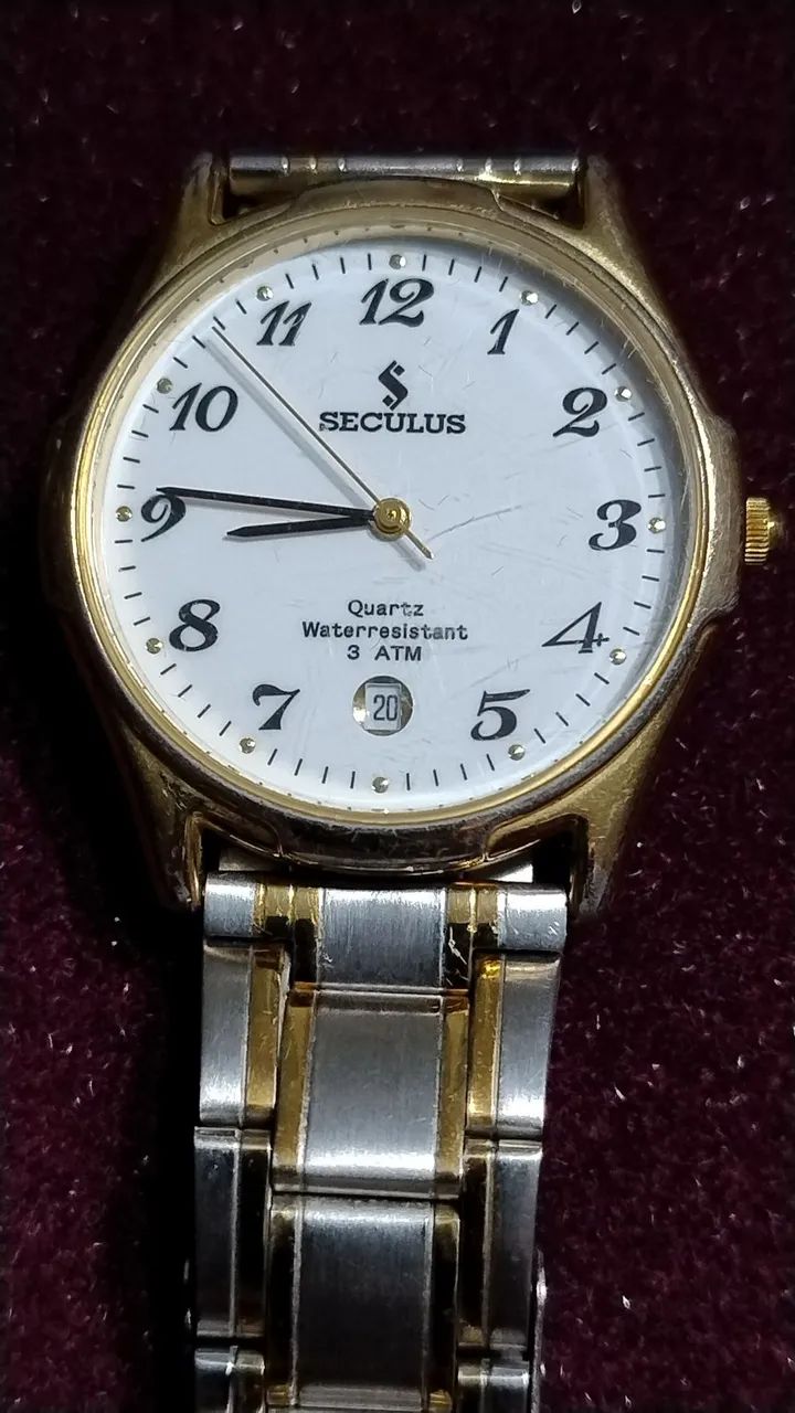 Relógio Seculus Quartz Dourado