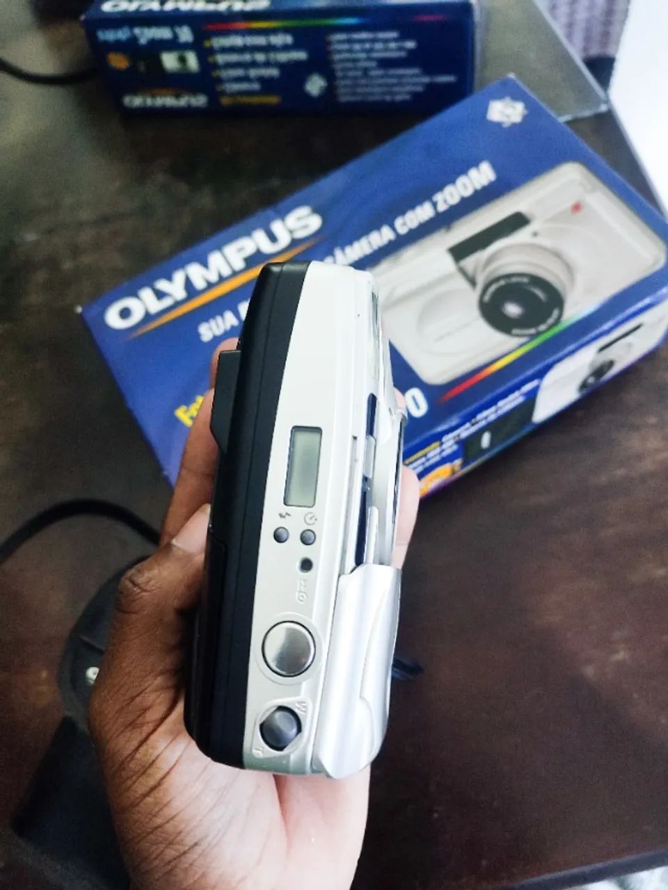 OLYMPUS OM-40 & COSINA AF 28-70mm セット プロも認める画質と軽快さ