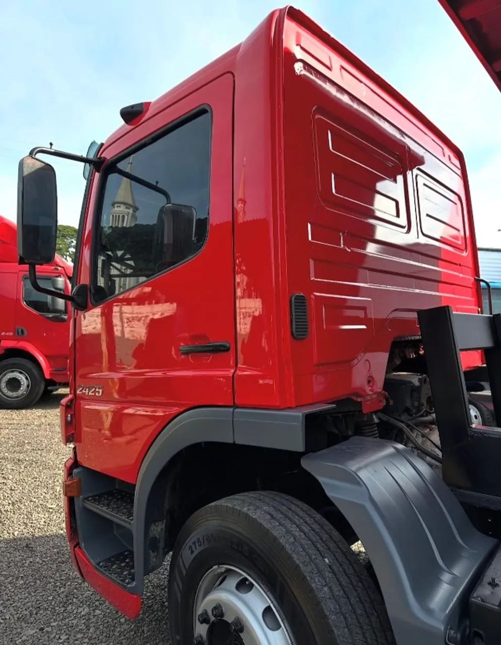 Mb Atego 2425 2012 6x2 caçamba basculante  - Foto 4