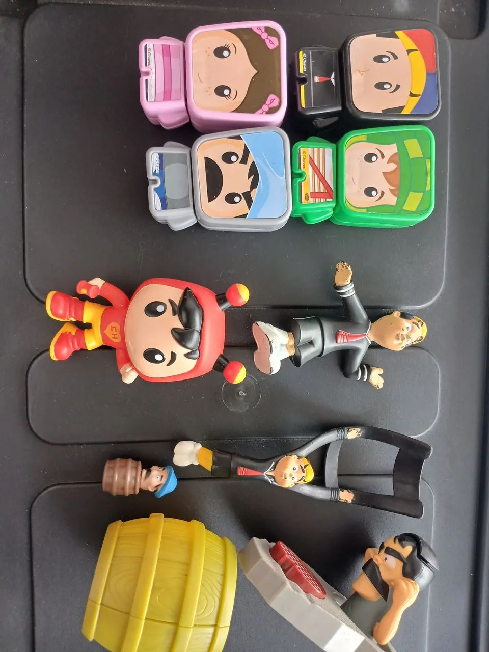 Lote de brinquedos 4