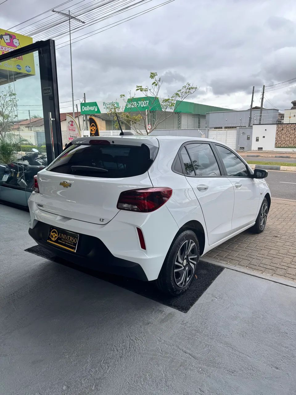 Chevrolet Onix Hatch LT 1.0 12V Flex Mec. 4P 2024 - Foto 3