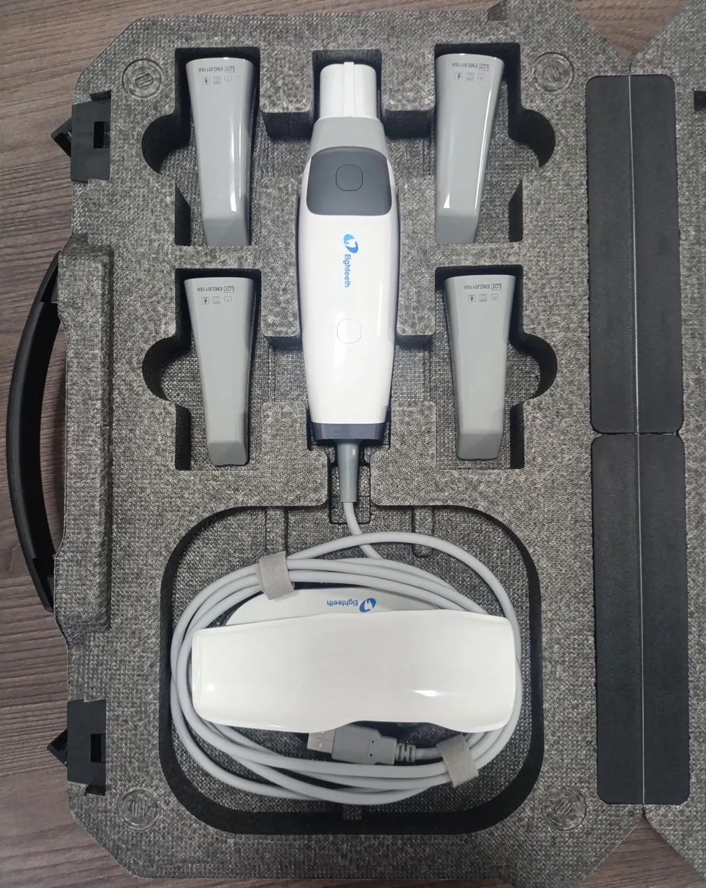 SCANNER INTRAORAL EIGHTEETH - KIT COMPLETO 