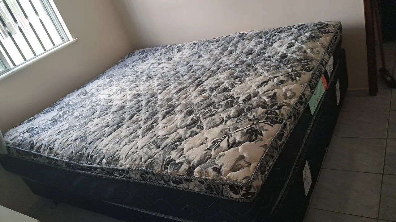 Cama box casal
