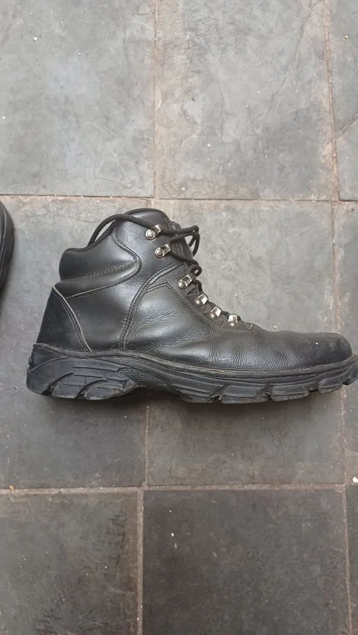Bota EG 42 masculina (coturno) - Foto 2