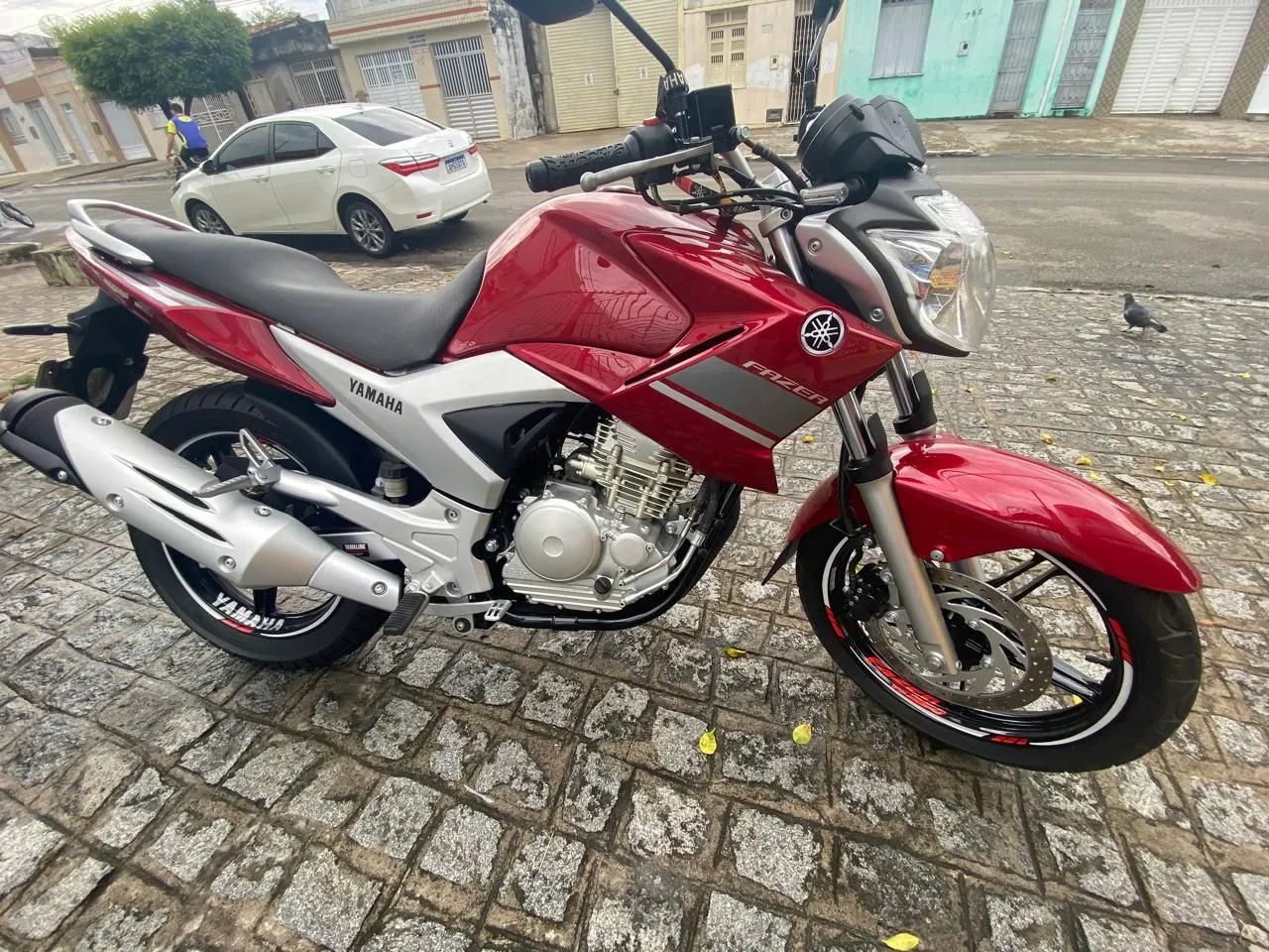 Fazer 250