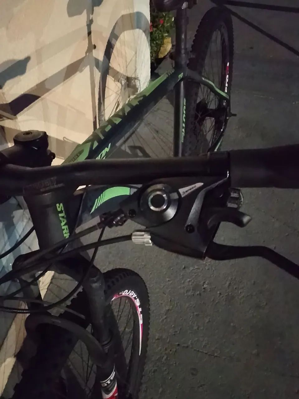 Vendo uma bicicleta aro 29 - Foto 2
