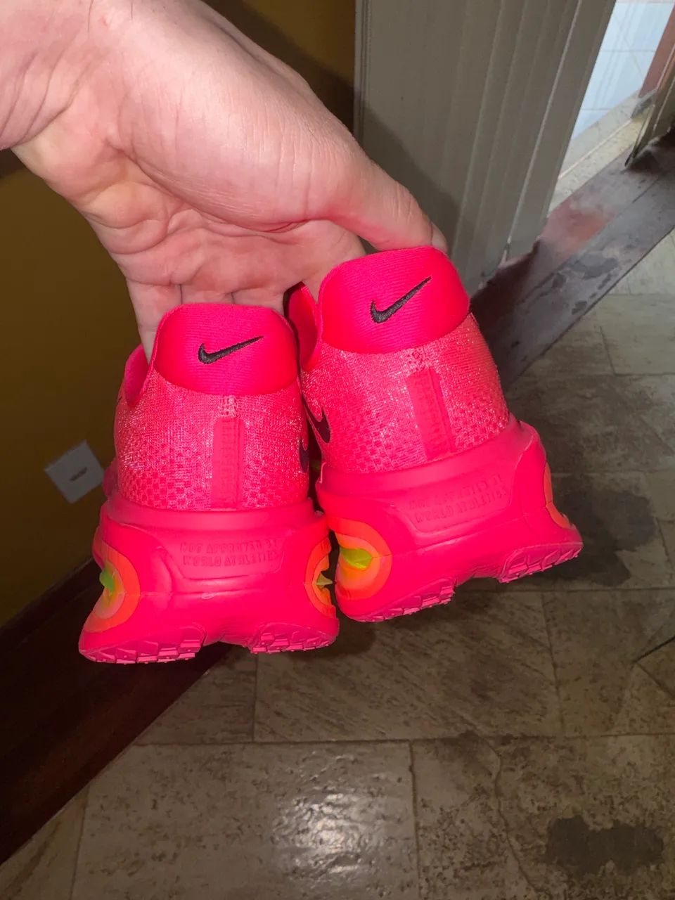 NIKE VOMERO PREMIUM 41 BR - Foto 3