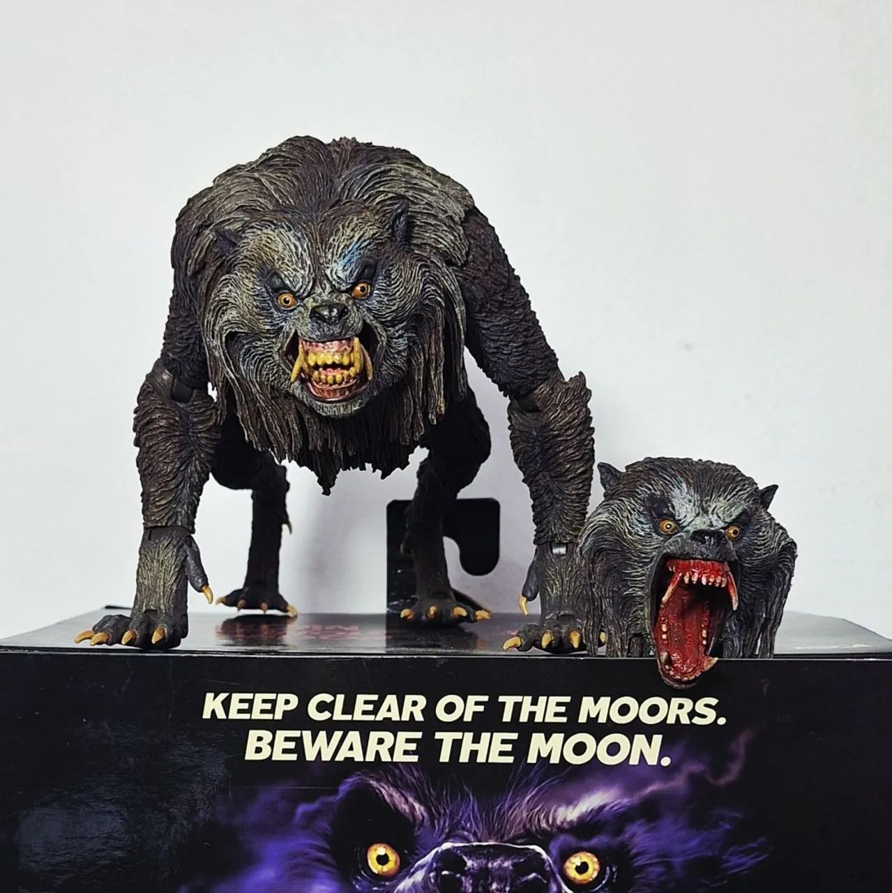 NECA Kessler Wolf original completo - Foto 2