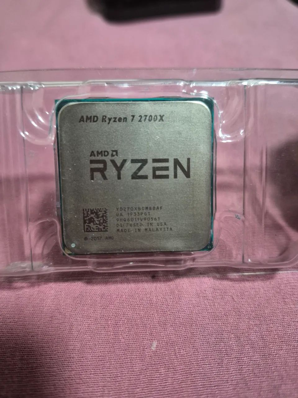 RYZEN 7 2700X