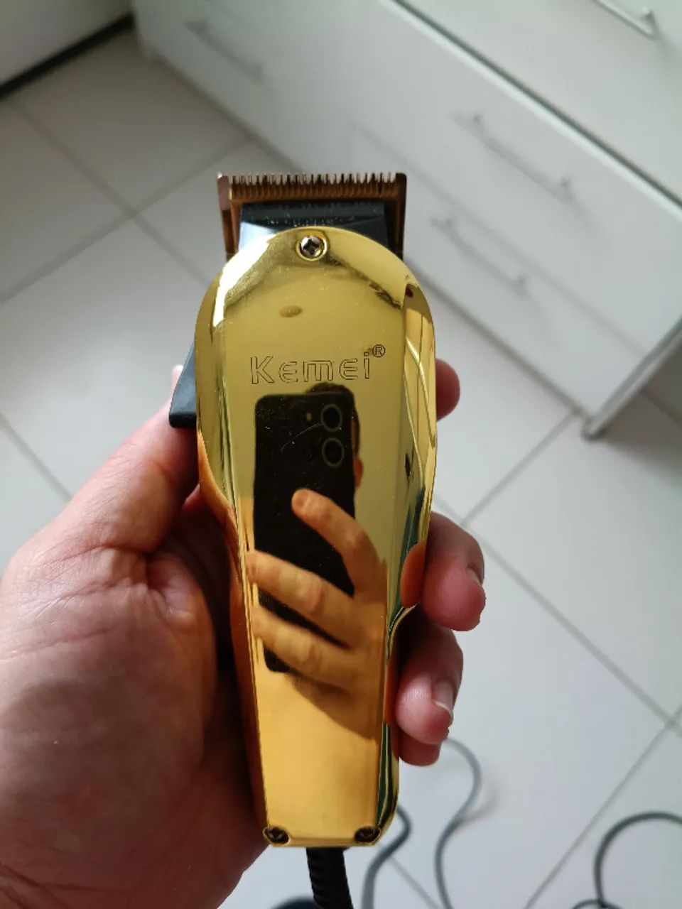 Máquina de cortar Cabelo COM DEFEITO