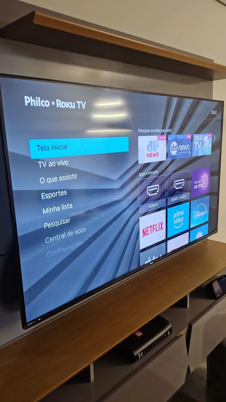 Televisão 58 polegadas,semi nova com nota fiscal 