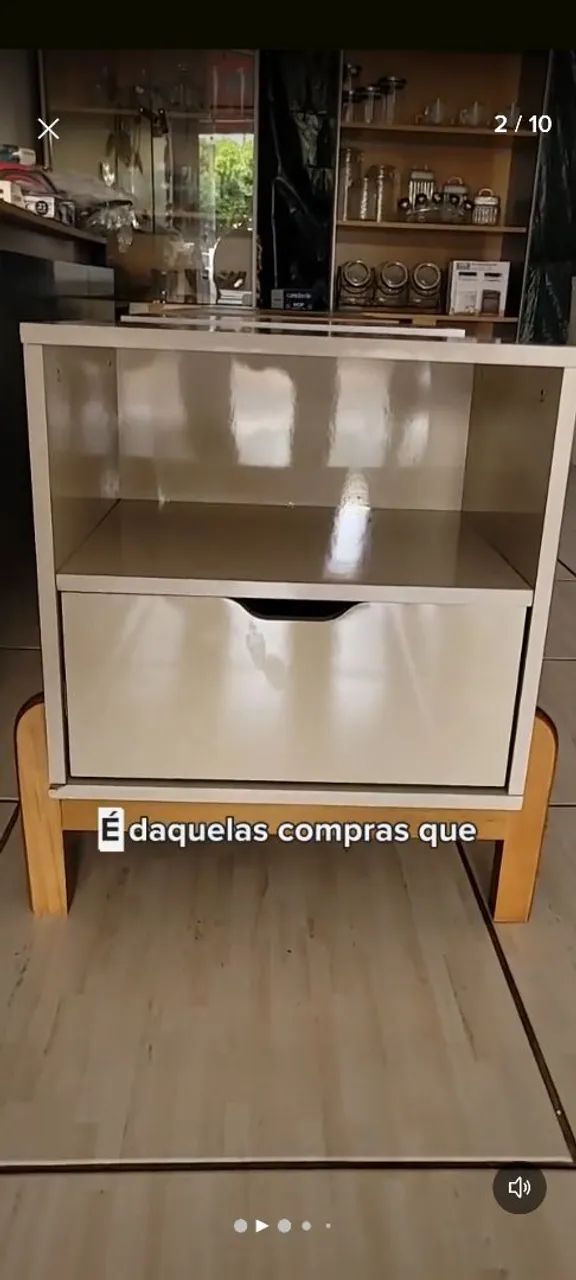 Mesa de cabeceira Antares de uma gaveta