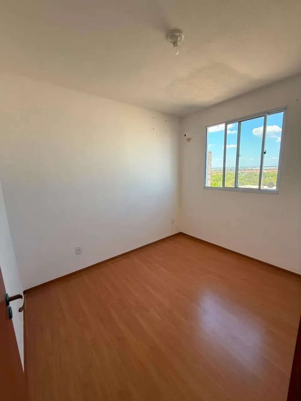ALUGO APARTAMENTO NO CONDOMÍNIO CHAPADA DOS BEM TE VIS ! - Foto 2