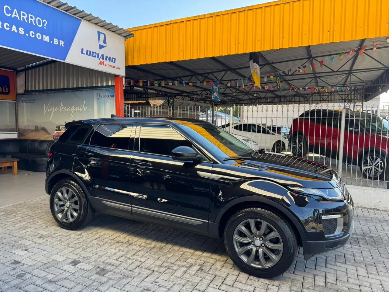 Land Rover Range Rover Evoque SI4 SE 2.0 Aut. 5P 2017 - Foto 2
