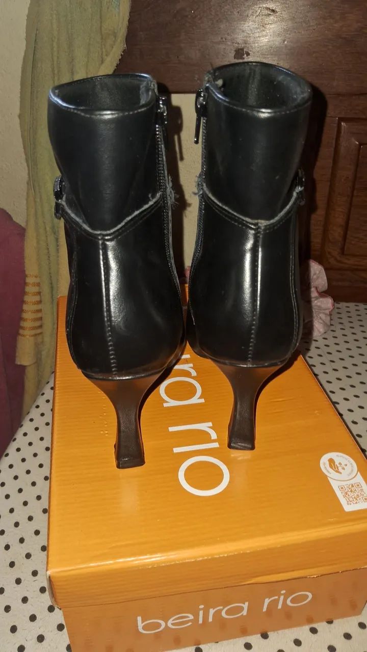 Bota cano curto