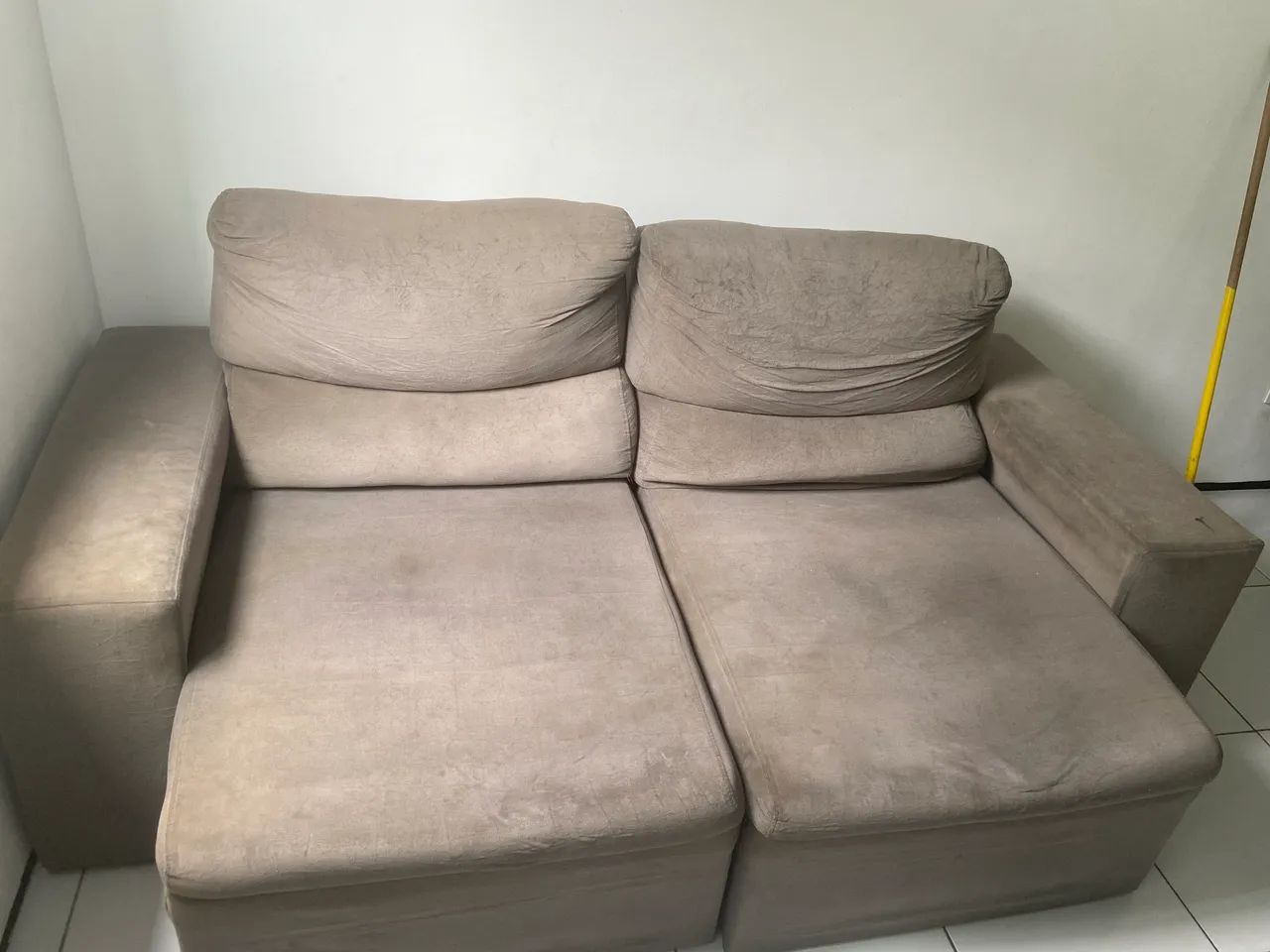 Selling a reclining sofa432959157164451842