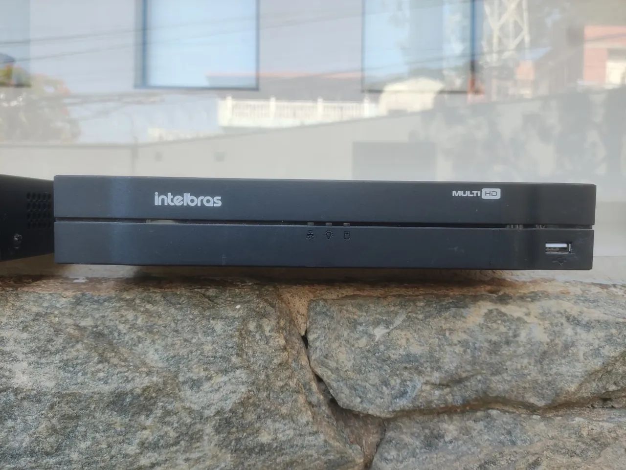 Dvr Intelbras 16 cameras HD de 1 tera