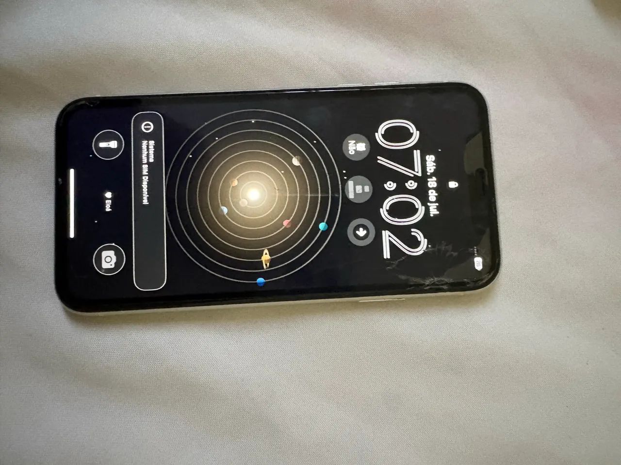 iPhone 11  * - Foto 2