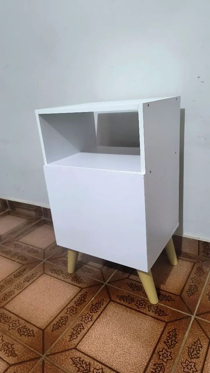 Mesas de Cabeceira Com Porta Retrô Quarto Cama Rapallo Branco  - Foto 5