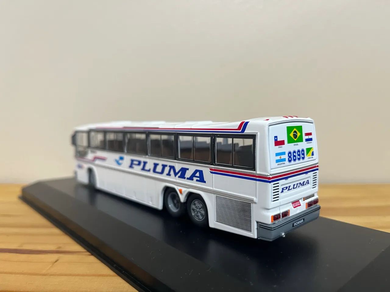 Miniatura ônibus Diplomata Nielson 350 Pluma 1/72 BR Classics  - Foto 4