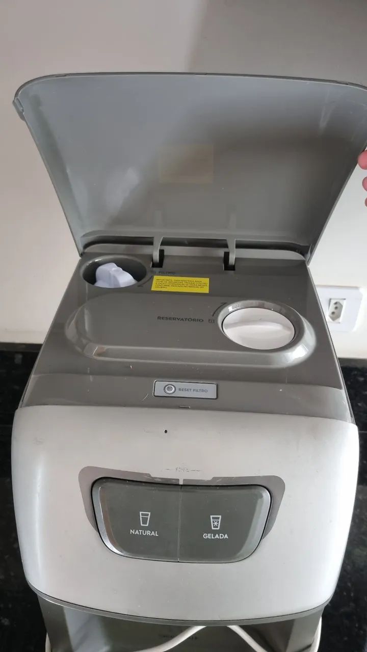 Bebedouro Eletrolux C/ Compressor - Foto 4