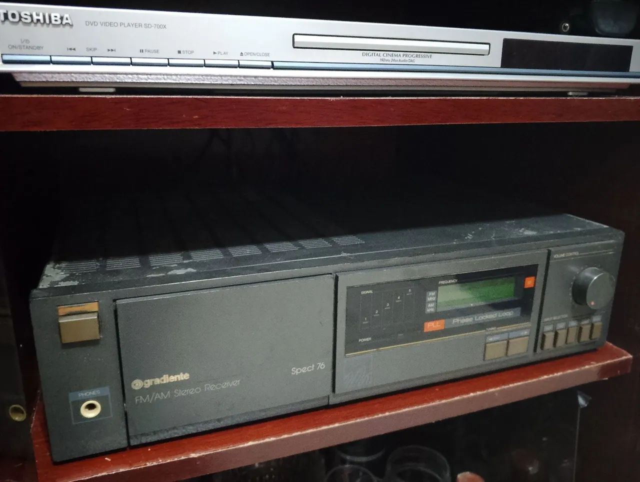 Receiver speed 76