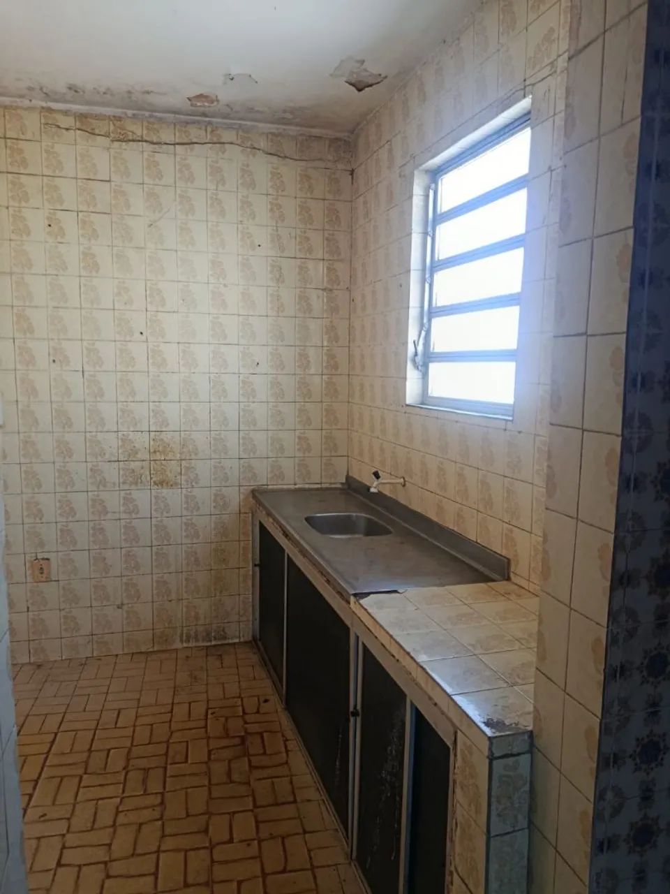 ALUGO UMA CASA COM PONTO COMERCIAL 9x25 E UM APARTAMENTO  - Foto 7