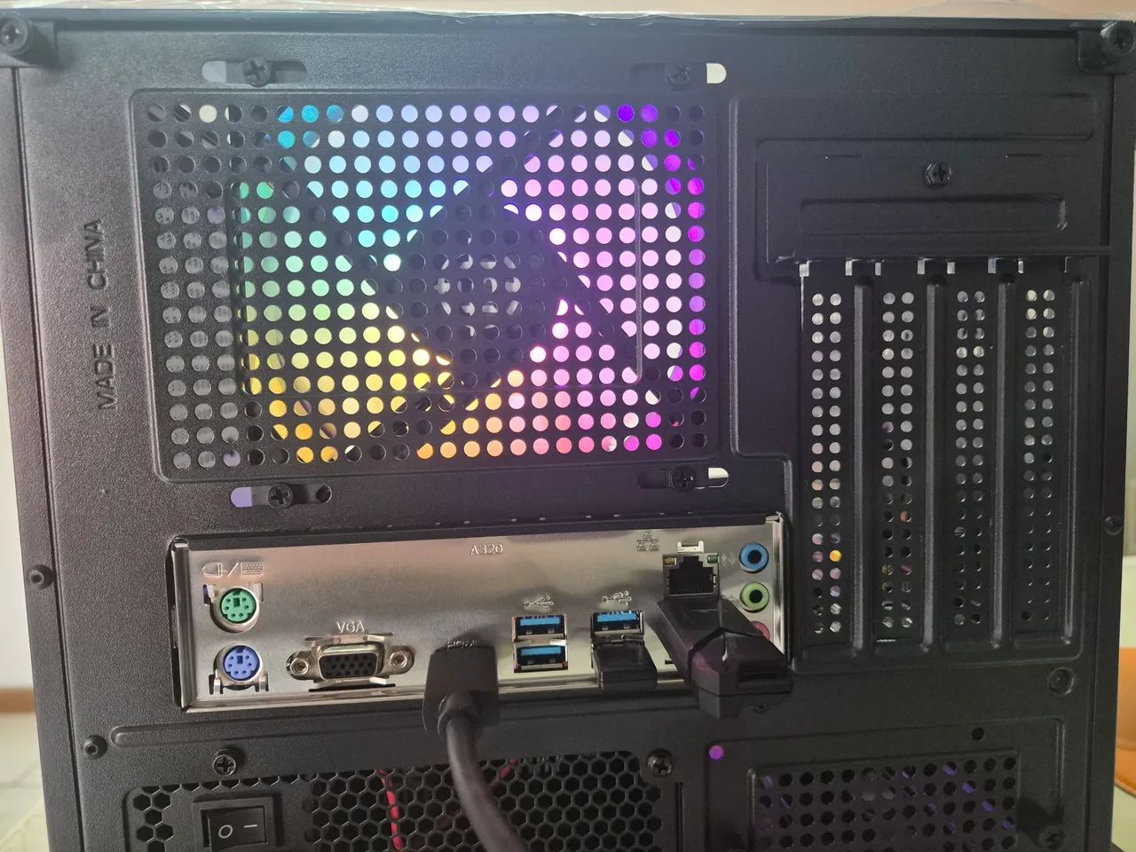 CPU Ryzen 5 2400G 8GB SSD 240GB - Foto 3