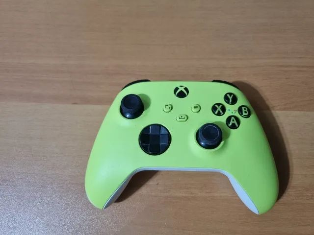 Controle Xbox Eletric Volt