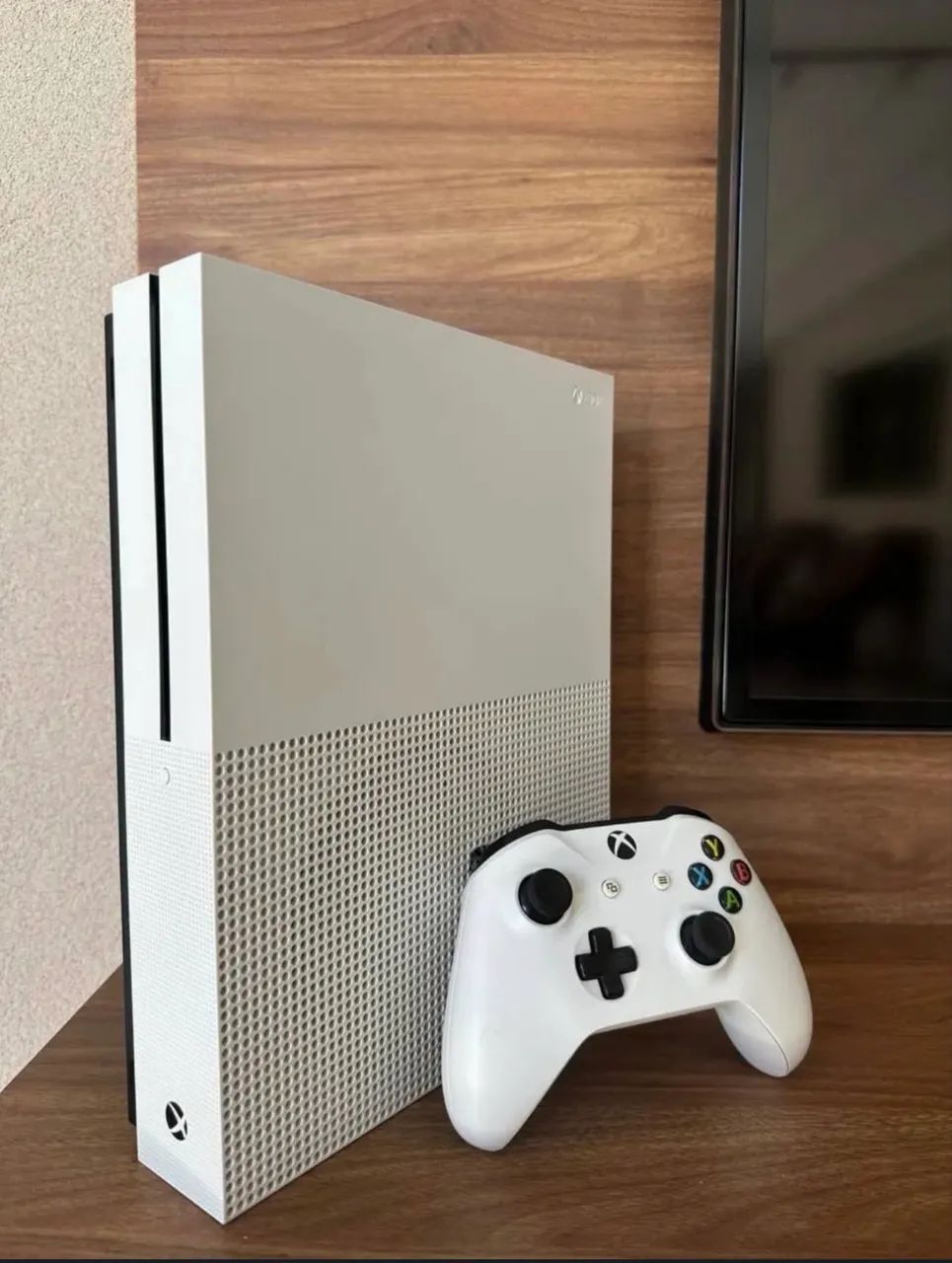 Xbox one s completo mais jogos  - Foto 2