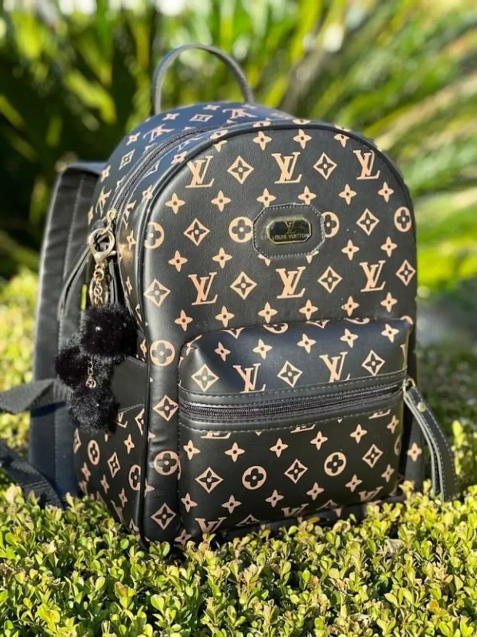 Mochila Louis Vuitton Estampa Flor - Foto 3