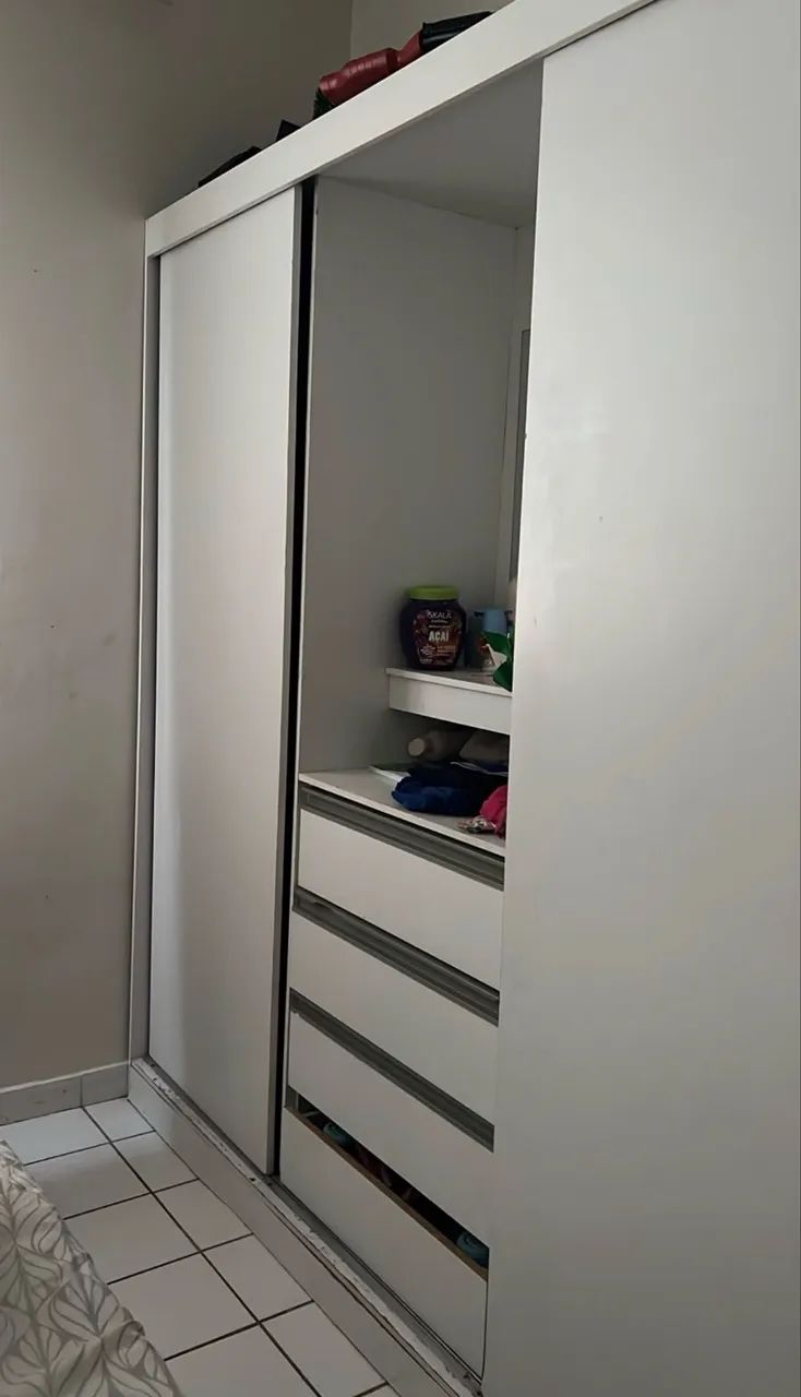 Guarda Roupa 